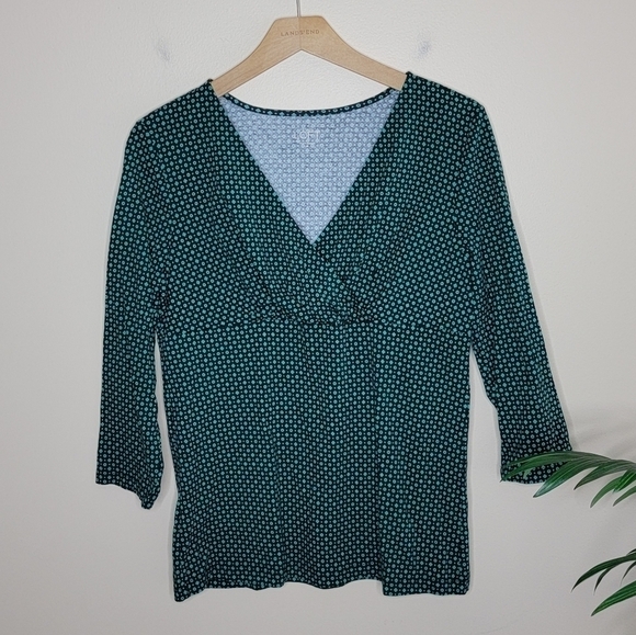 LOFT Factory | Black & Green Geometric Print 3/4 Sleeve Tee Size Medium - Picture 1 of 4